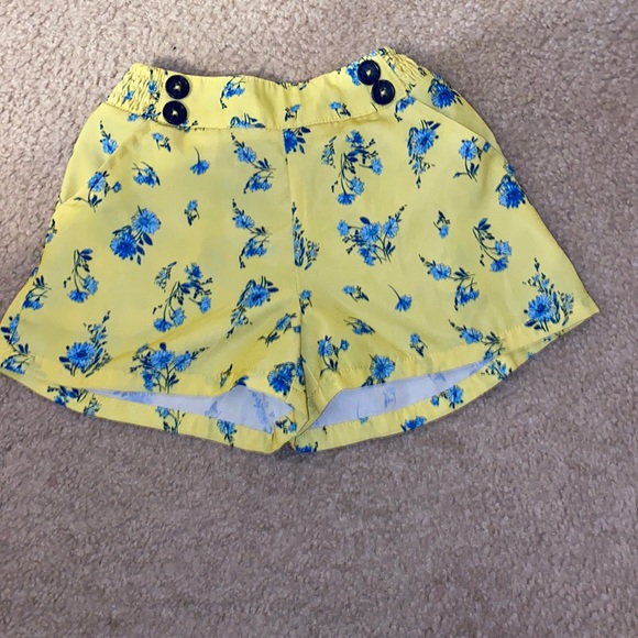COPPER KEY YELLOW SHORTS - Picture 1 of 3